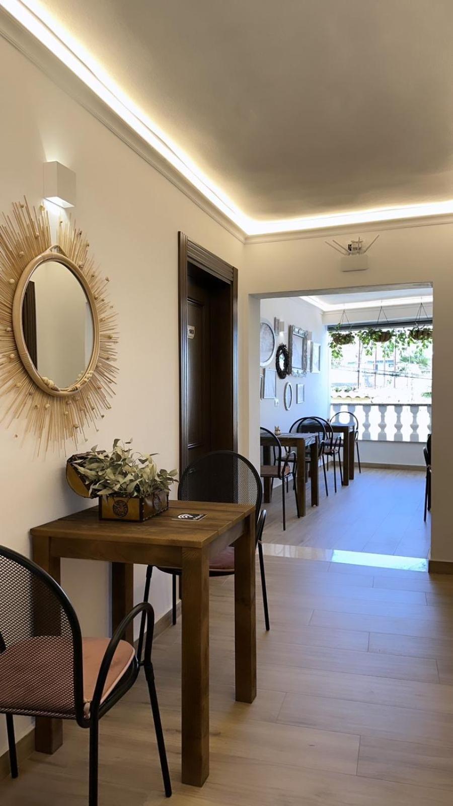 Vila Fatos Qama Berat Luaran gambar